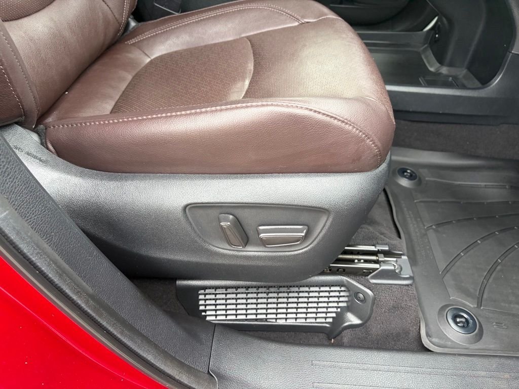 Used 2022 Ruby Flare Pearl Toyota Platinum image 28