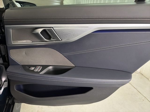 2023 BMW 8 Series M850i - Photo 22