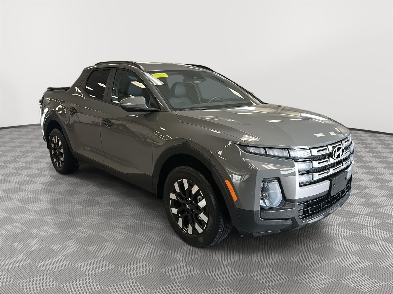 New 2026 Hampton Gray Hyundai SEL AWD image 3