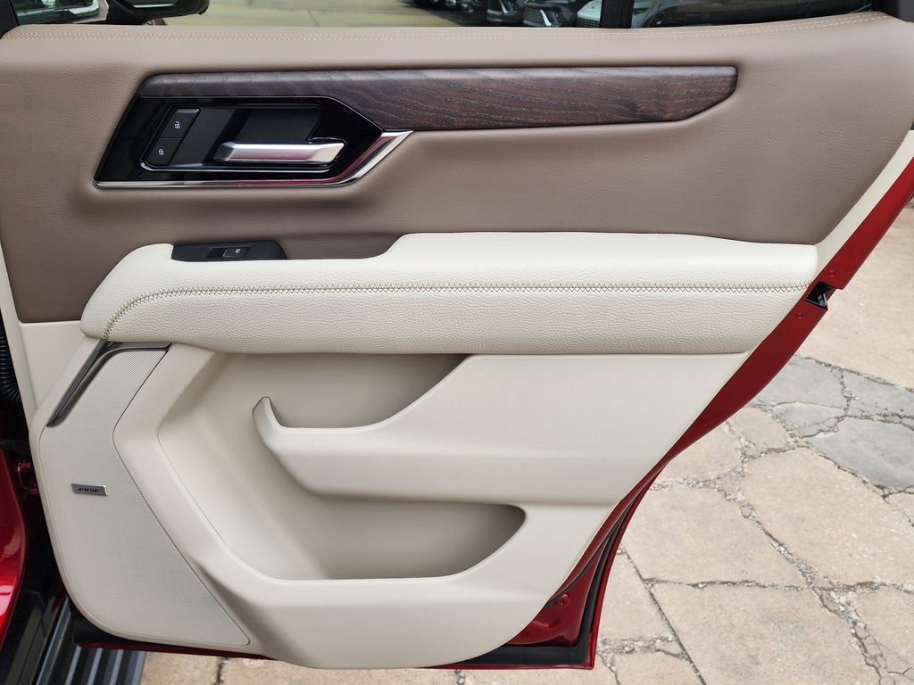 2026 GMC Yukon Denali - Photo 49