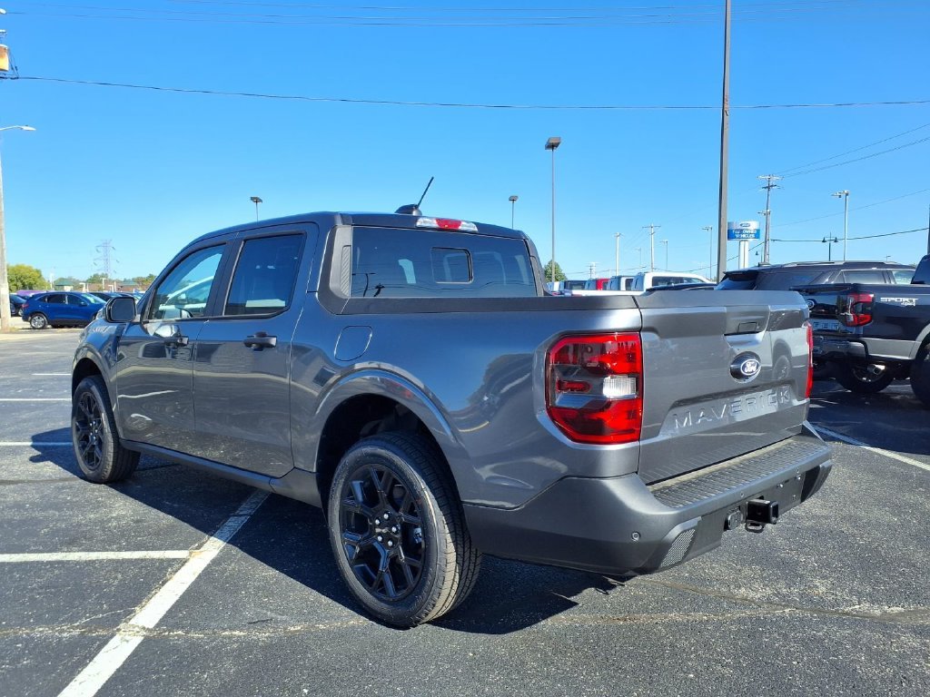New 2026 Carbonized Gray Metallic Ford XLT image 2