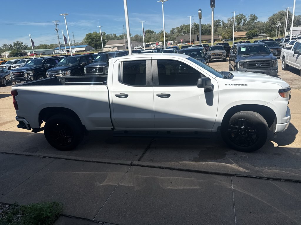 Used 2023 Summit White Chevrolet Custom image 5