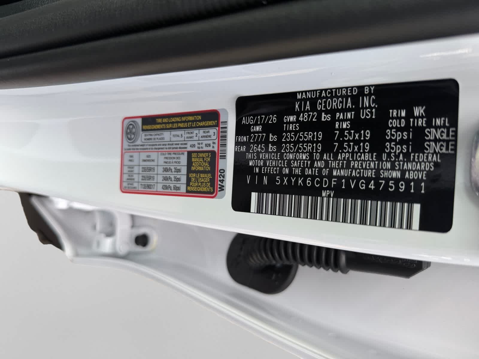 New 2027 Glacial White Pearl / Black Ro Kia X-Line image 25