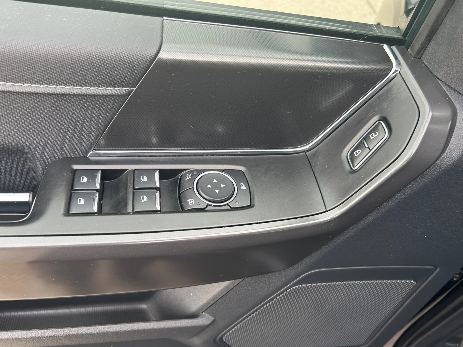 Used 2024 ANTIMATTER BLUE Ford XLT SuperCrew   EcoBoost™ image 17