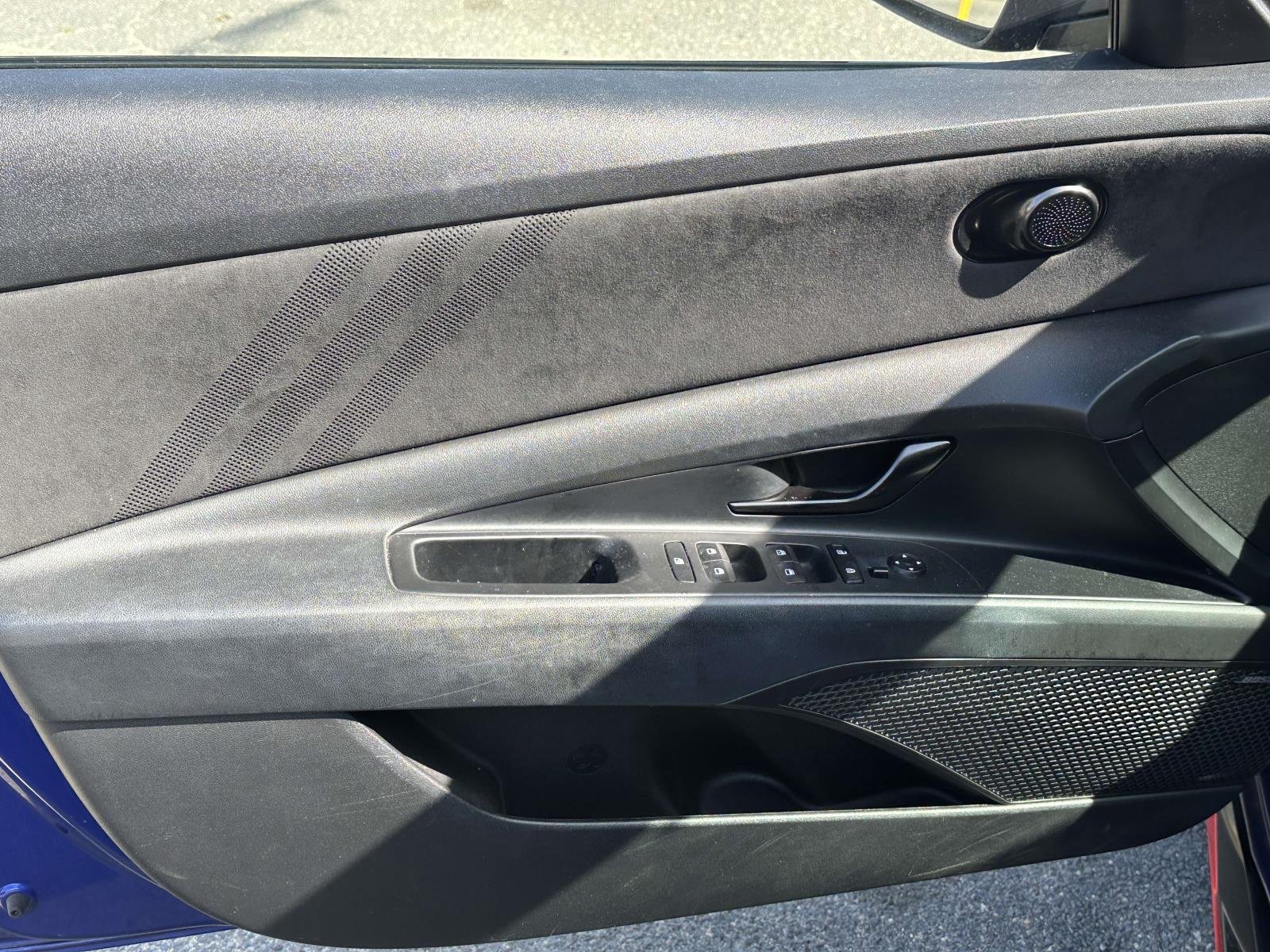 2023 Hyundai Elantra N - Photo 13