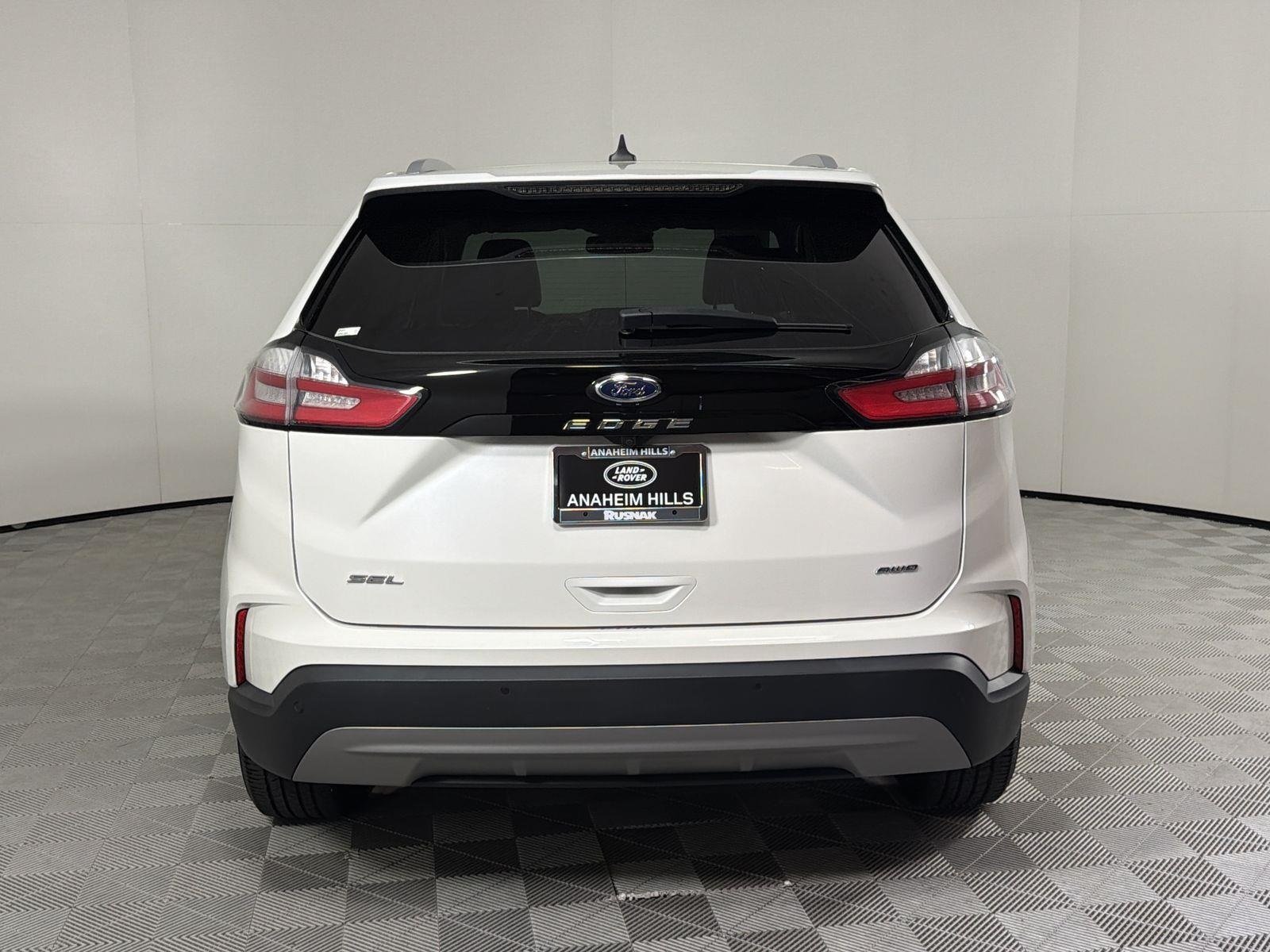 2024 Ford Edge SEL photo 4