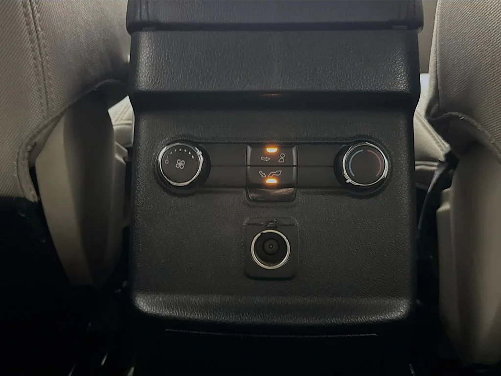 Used 2018 Red Ford XLT image 29