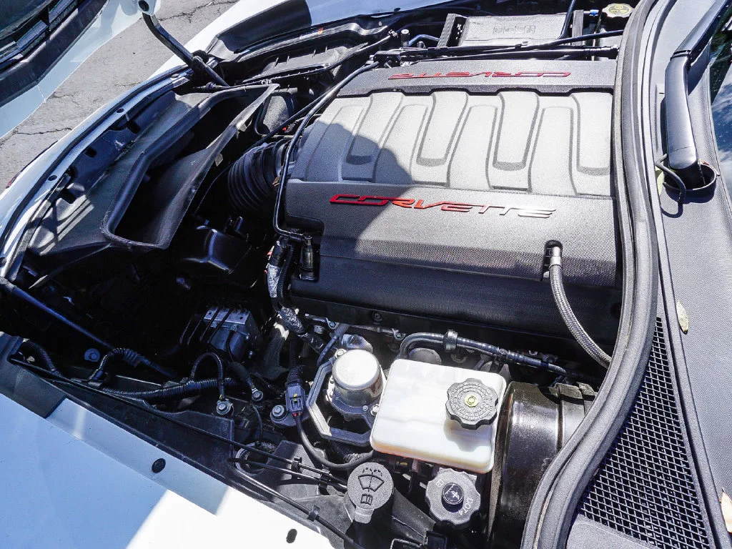 Used 2018 White Chevrolet Grand Sport image 25