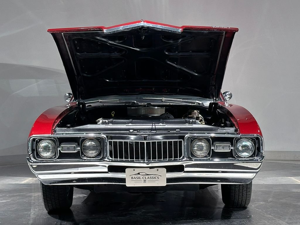 Used 1968 Red Oldsmobile Supreme image 28