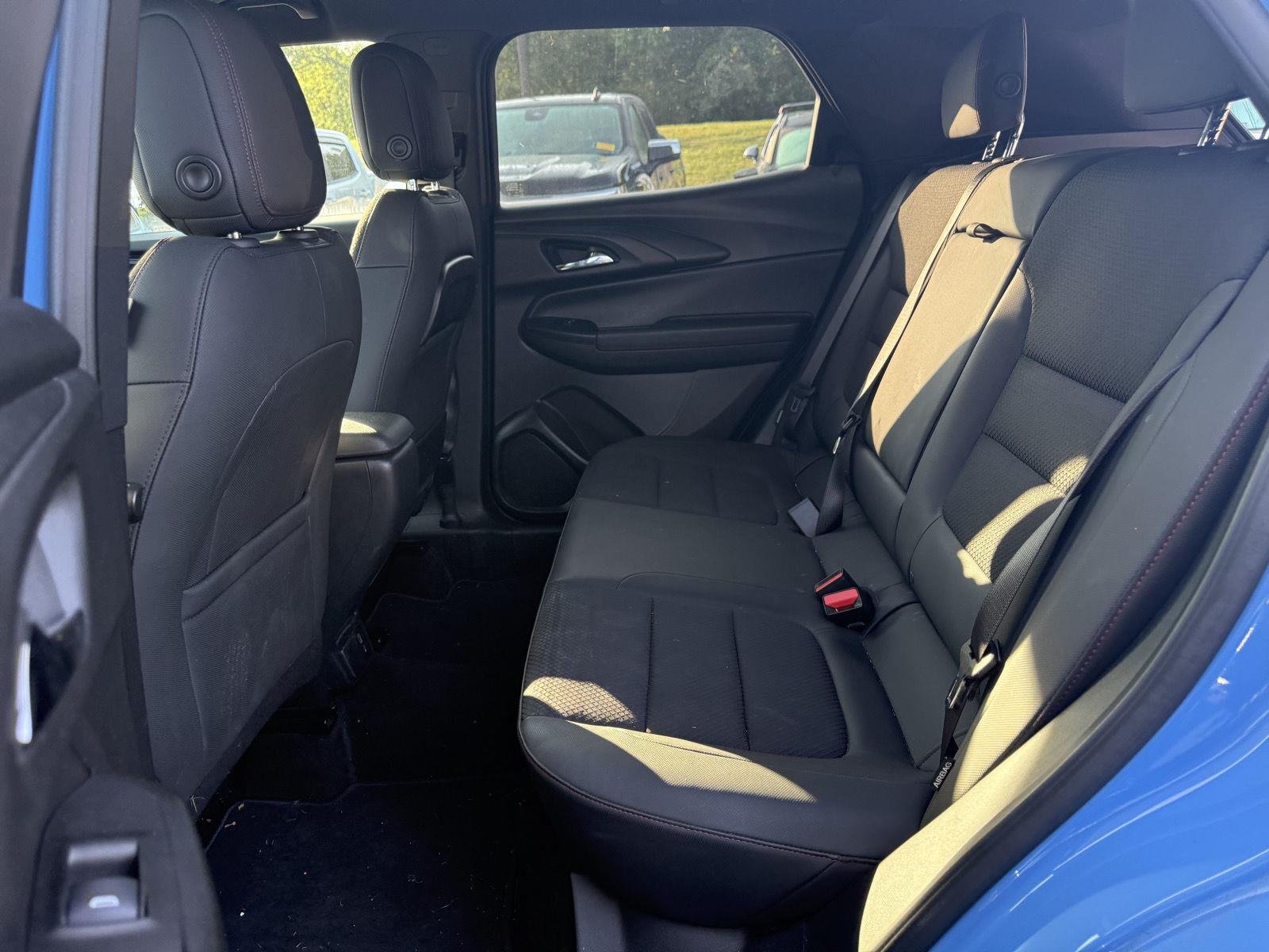 Used 2023 Fountain Blue Chevrolet RS image 7