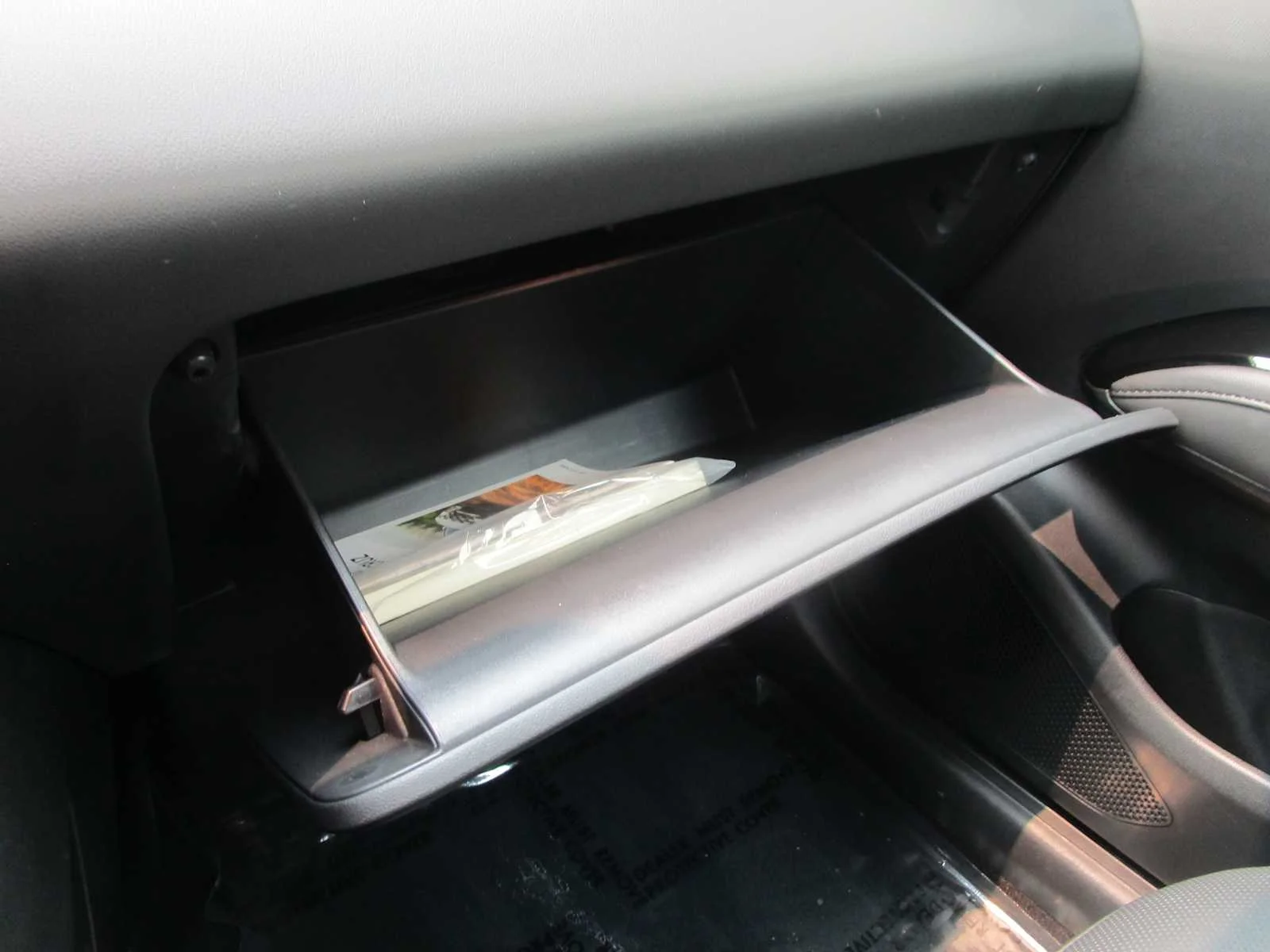 Used 2024 Hampton Gray Hyundai Limited image 27