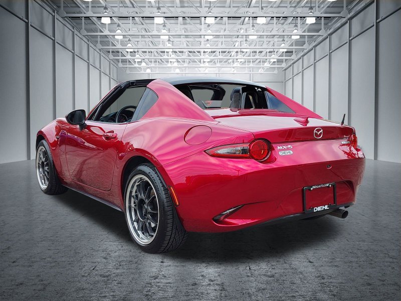 Used 2022 Red Mazda Grand Touring image 13