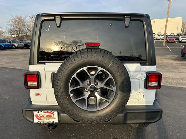 New 2026 Bright White Clear-Coat Exterior Paint Jeep Sport S image 7