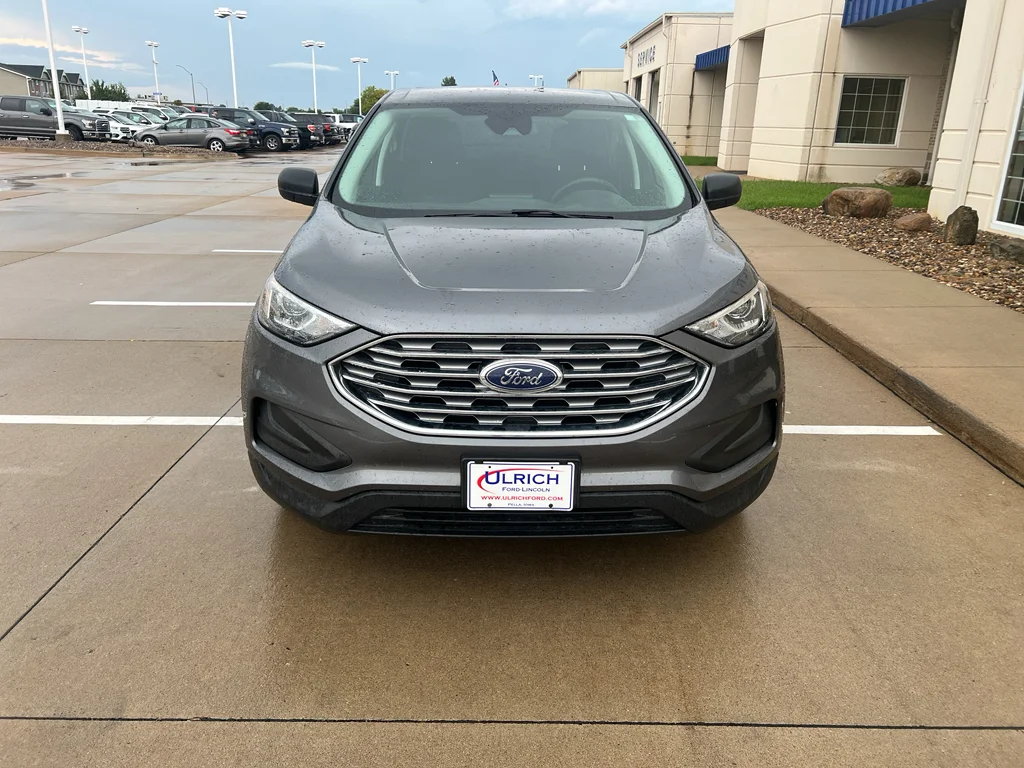Used 2022 Carbonized Gray Metallic Ford SE image 3