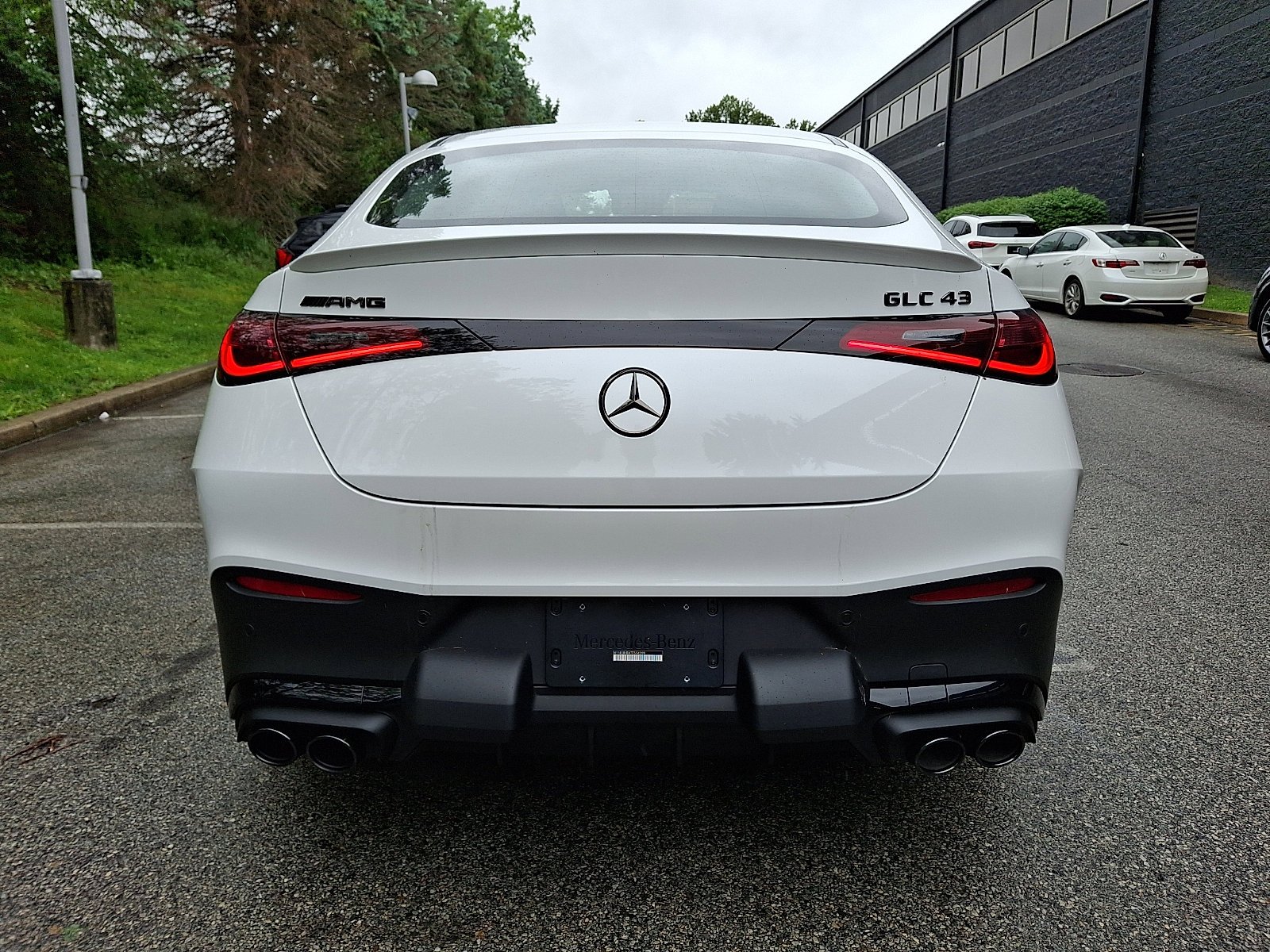New 2026 MANUFAKTUR Moonlight White Metallic Mercedes-Benz AMG® GLC 43 4MATIC® Coupe image 27