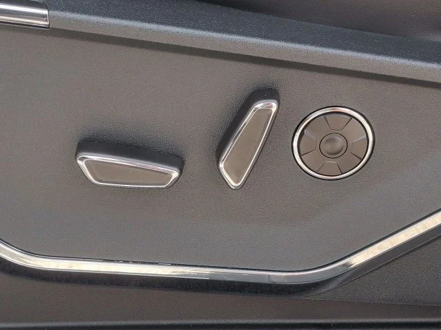 New 2026 White Ford Platinum image 20