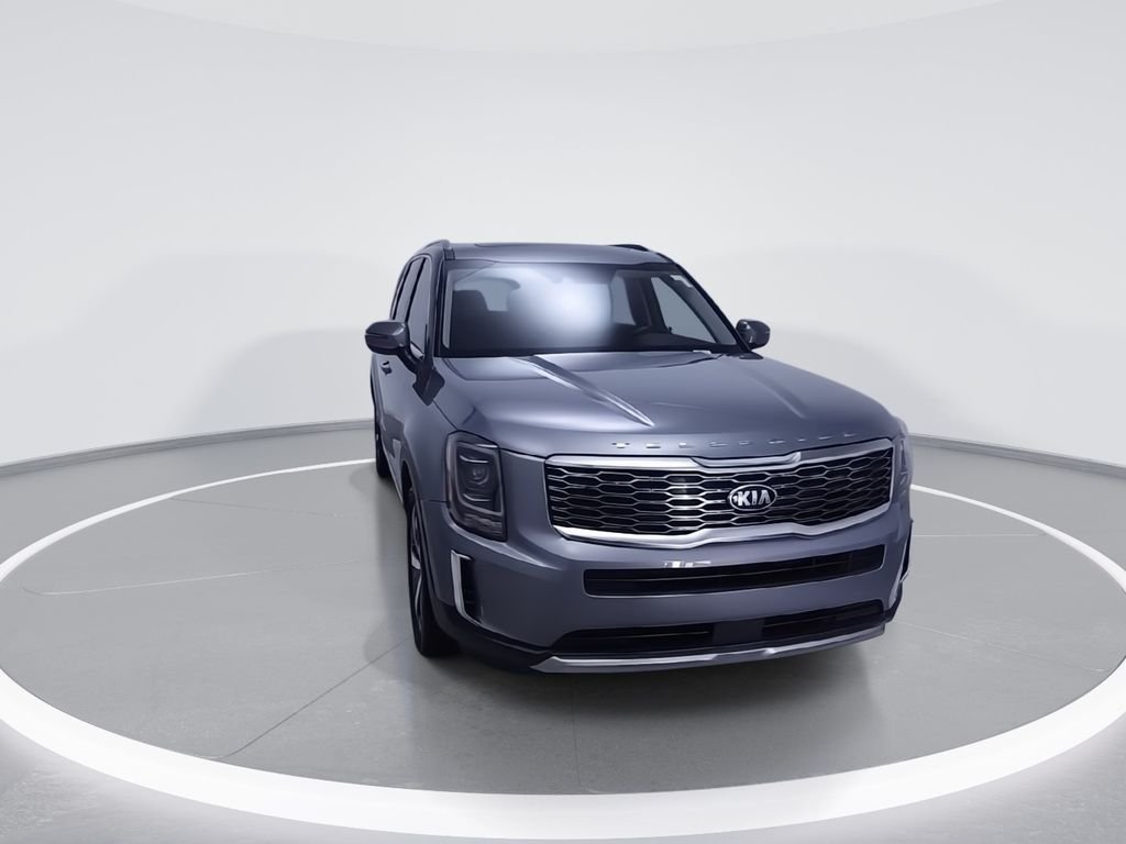 Used 2020 Silver Kia S image 2