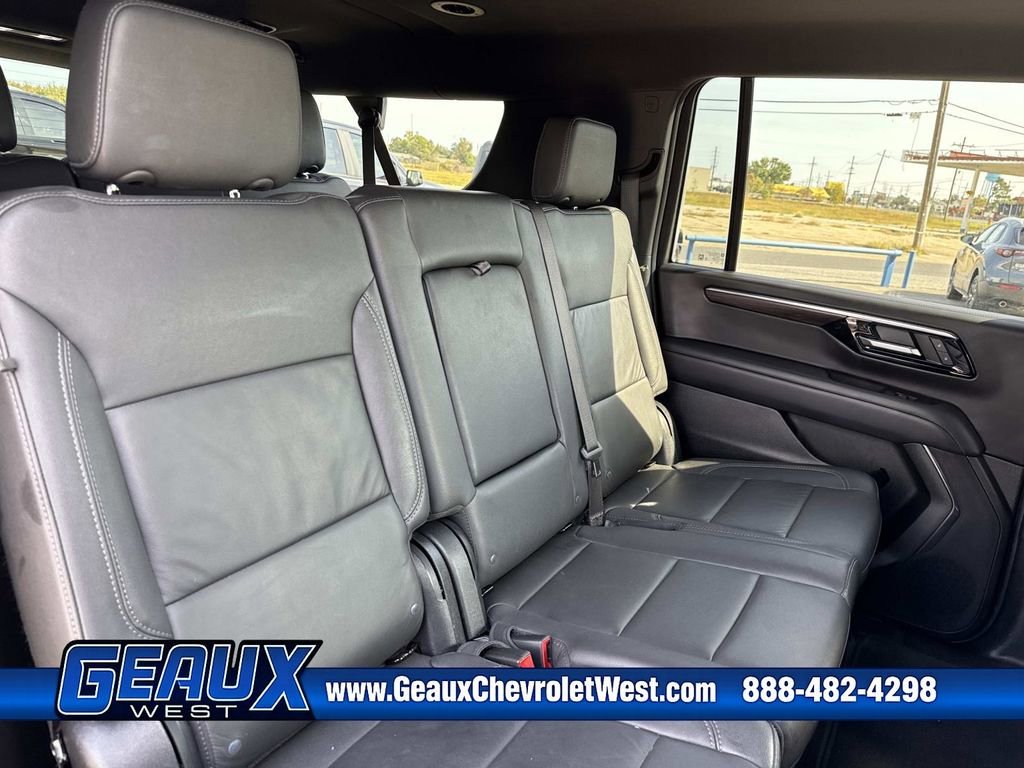 Used 2025 Black Chevrolet Z71 image 25