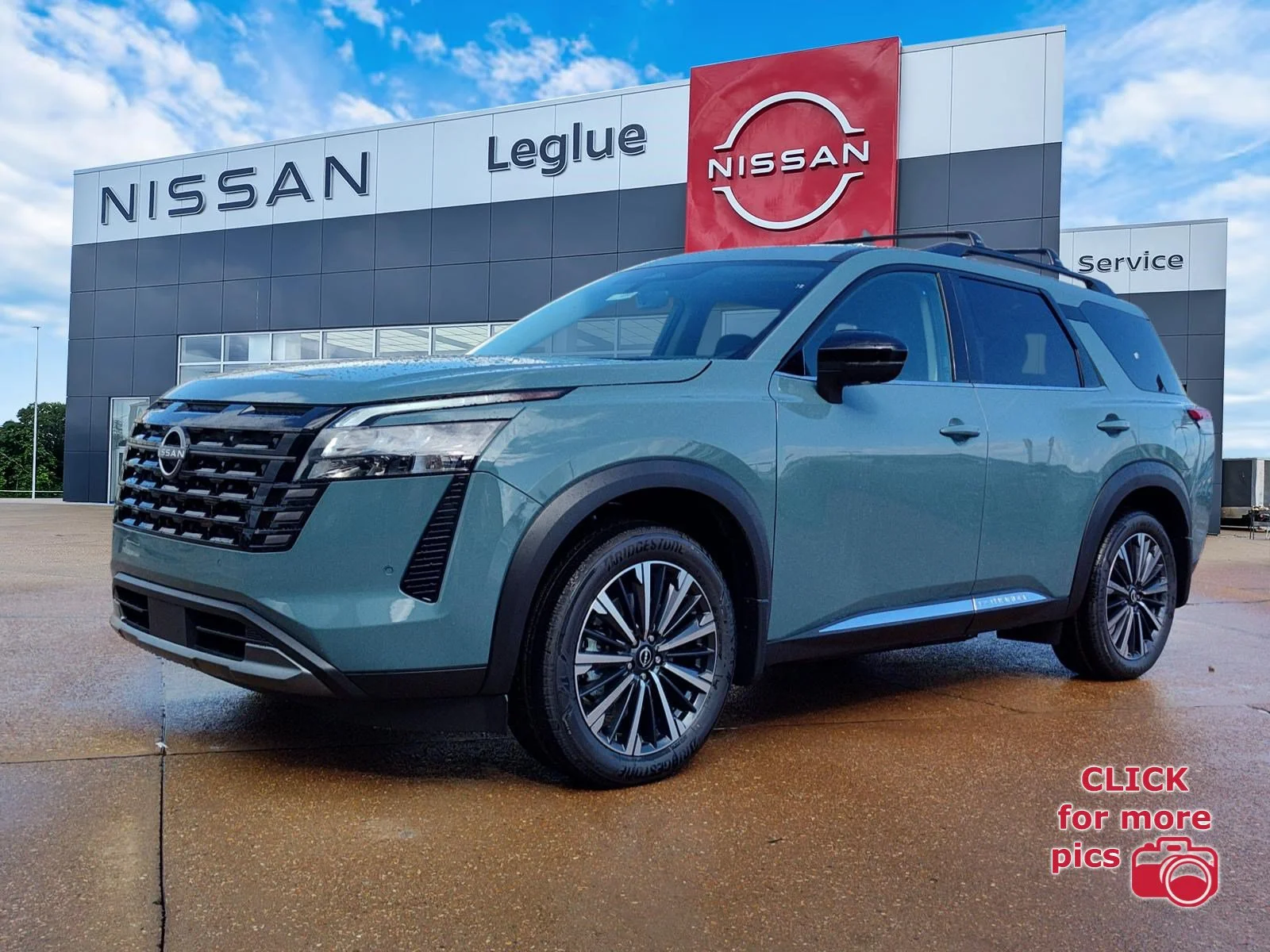 2026 Nissan Pathfinder Platinum