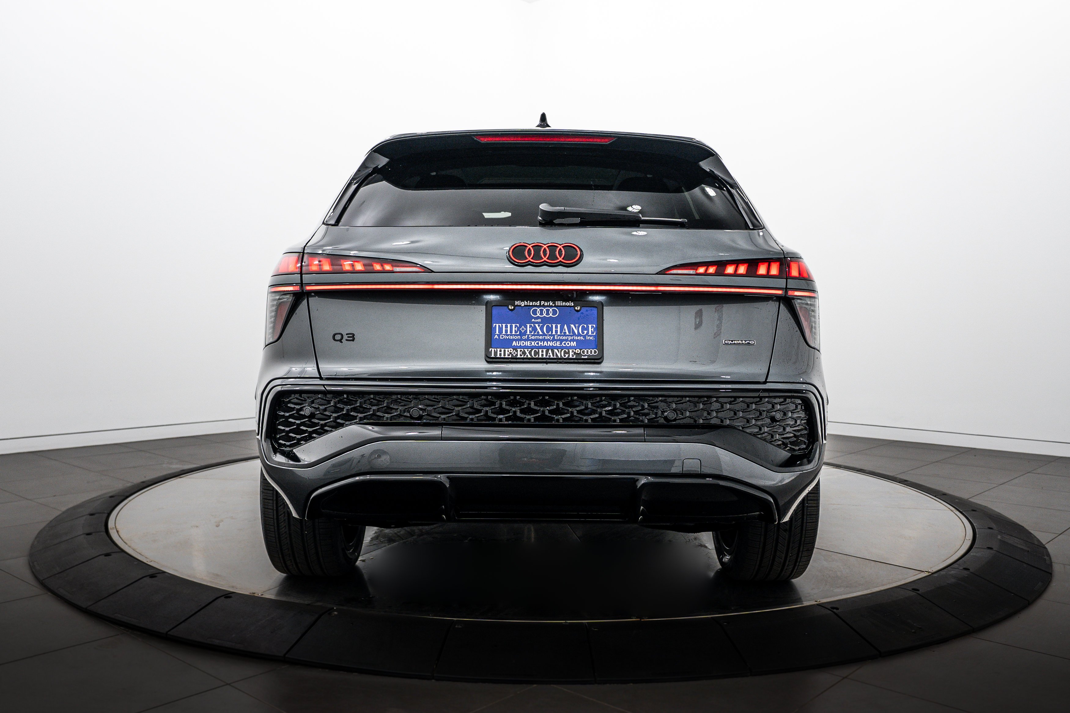 New 2026 Daytona Gray Audi S line image 17