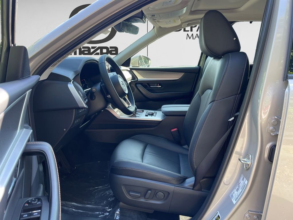 New 2026 Platinum Mazda 3.3 Turbo Preferred image 8
