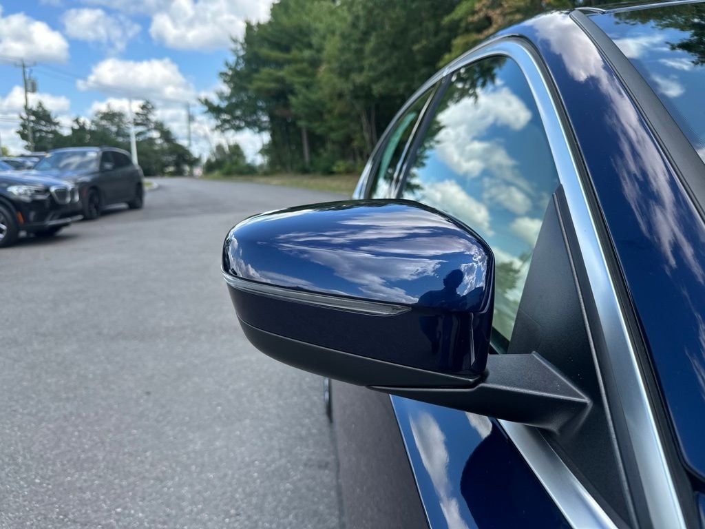 Used 2026 Tanzanite Blue II Metallic BMW 330i xDrive image 31