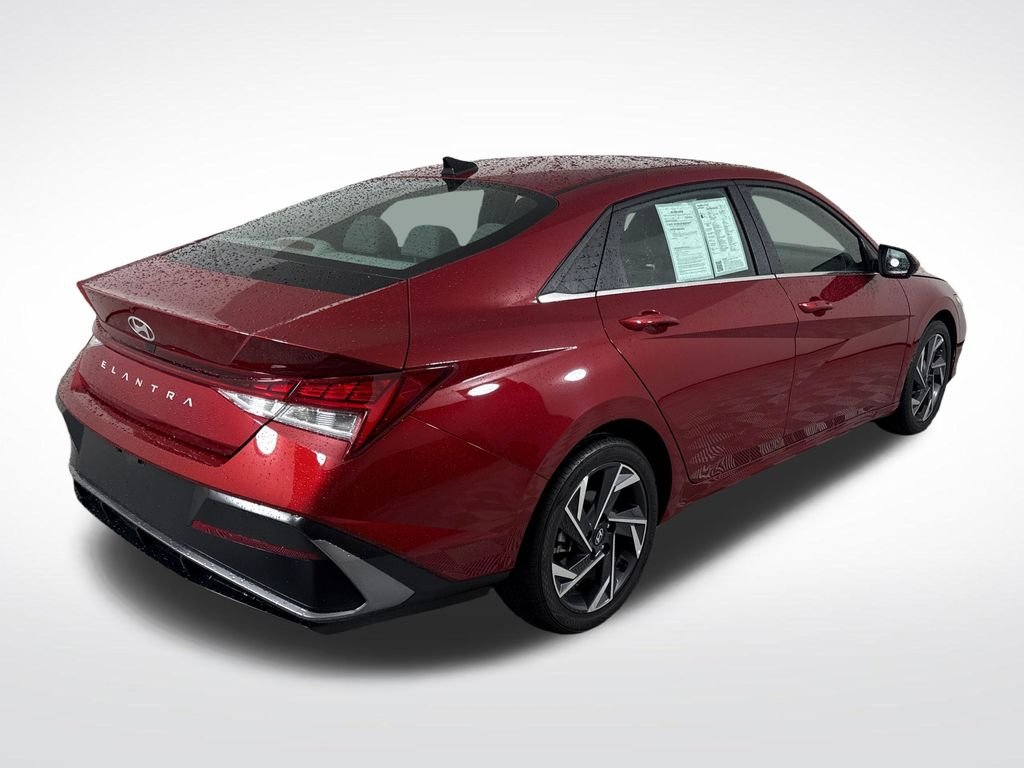 Certified Used 2024 Red Hyundai SEL image 3