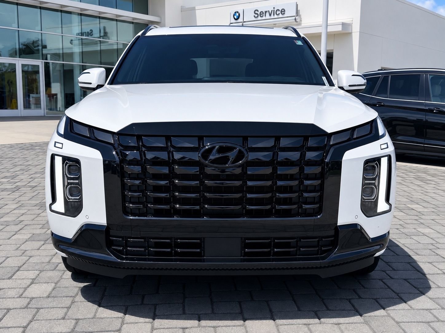 Used 2025 White Hyundai Calligraphy Night Edition image 6