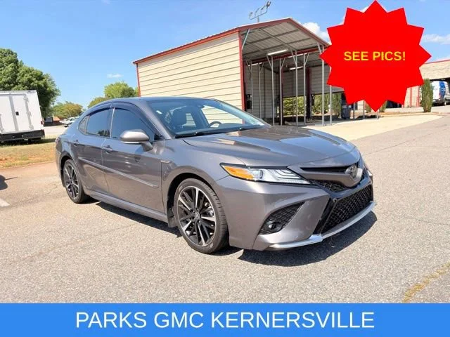 2020 Toyota Camry 2.5 Auto XSE's photo