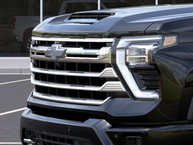 New 2026 Black Chevrolet High Country image 13