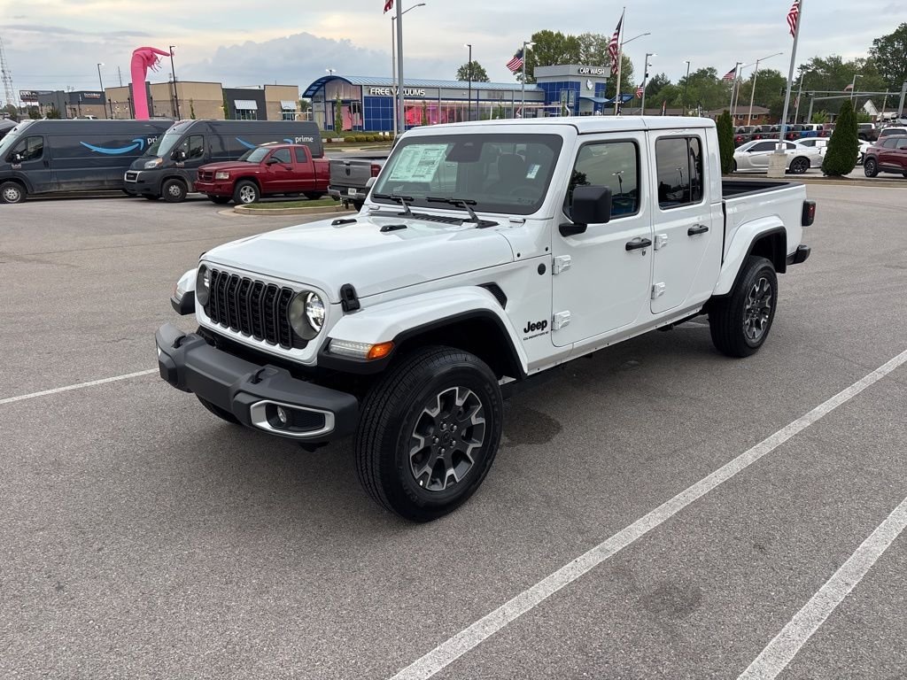 2026 Jeep Gladiator Sahara Auto's photo
