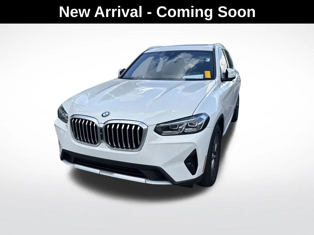 Used 2024 White BMW sDrive30i image 2