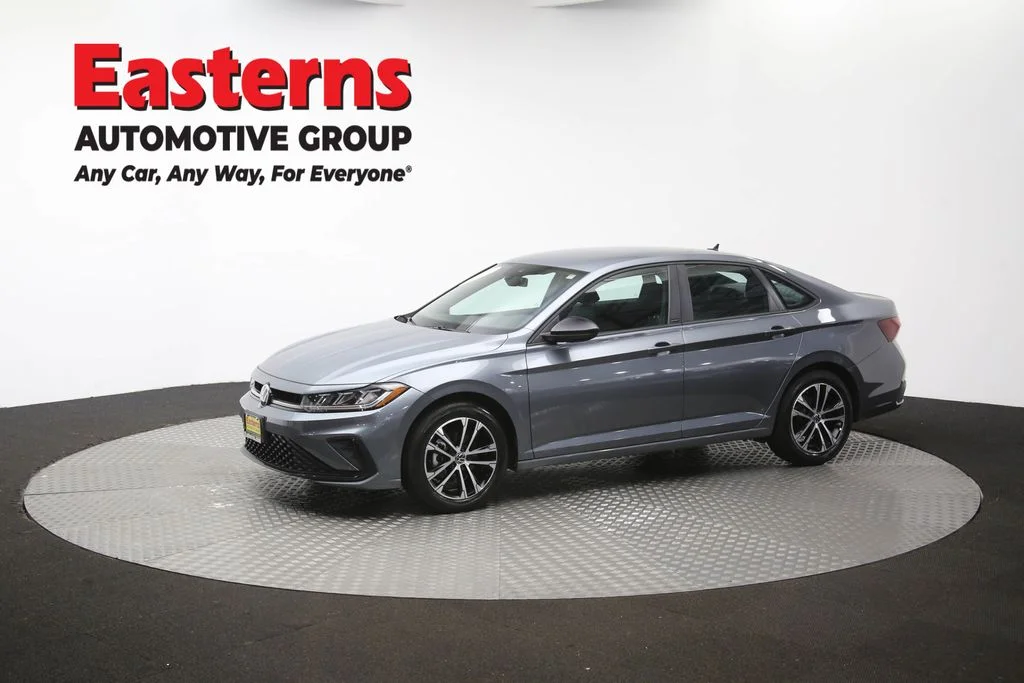 Used 2025 Gray Volkswagen 1.5T Sport image 57