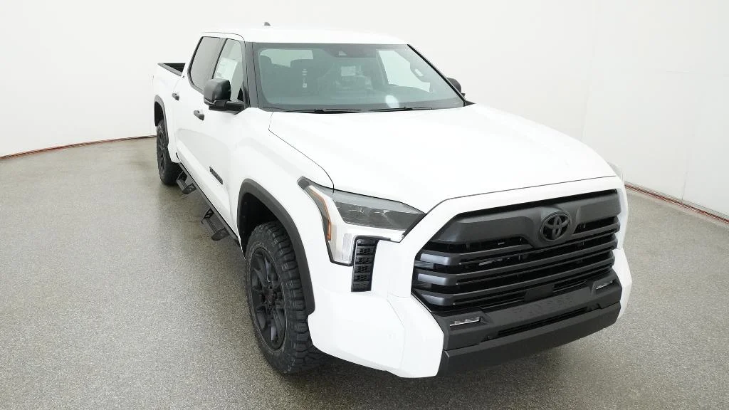 New 2026 Ice Cap Toyota SR5 image 8