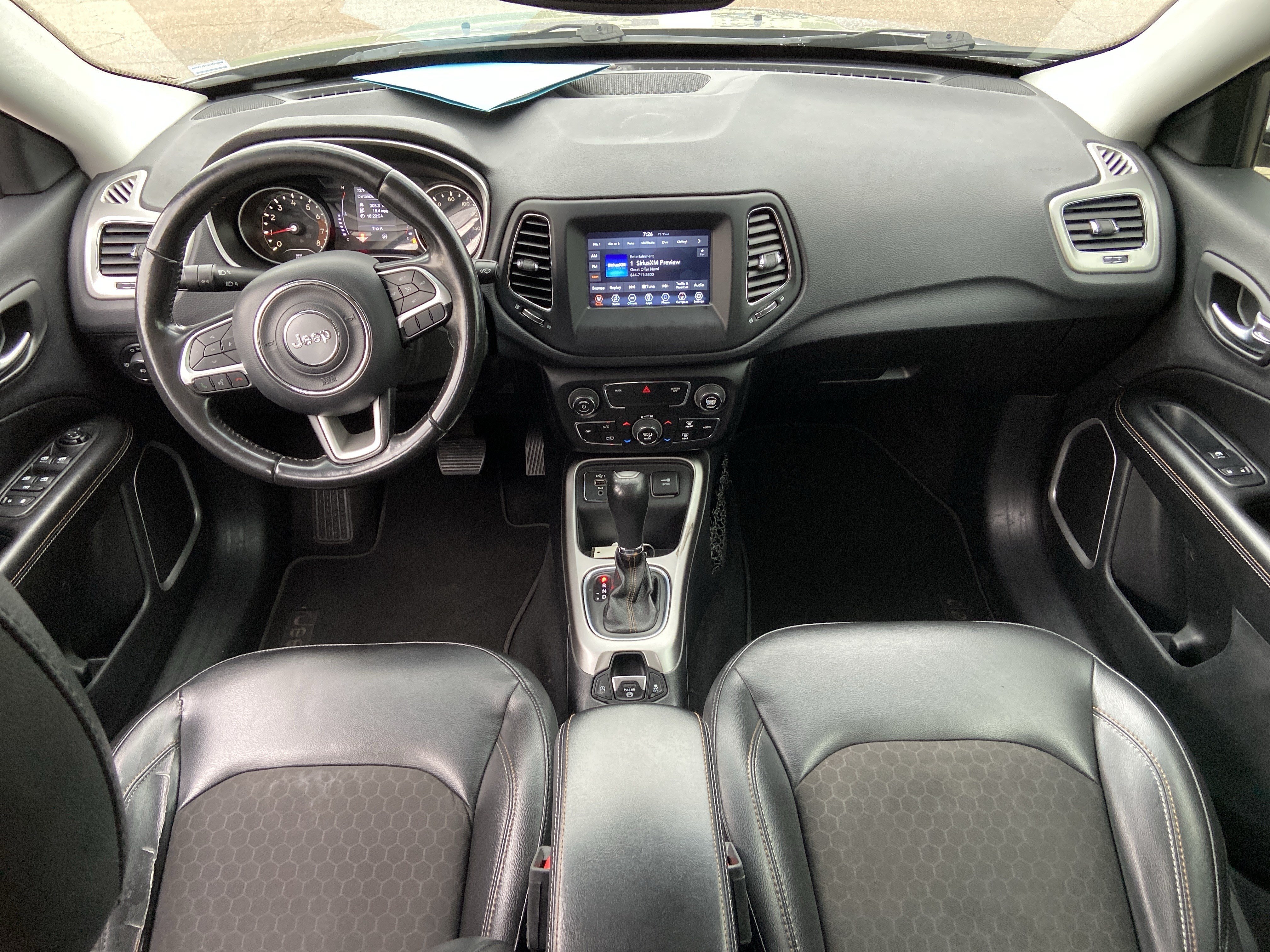 Used 2019 Billet Silver Metallic Clearcoat Jeep Latitude image 49