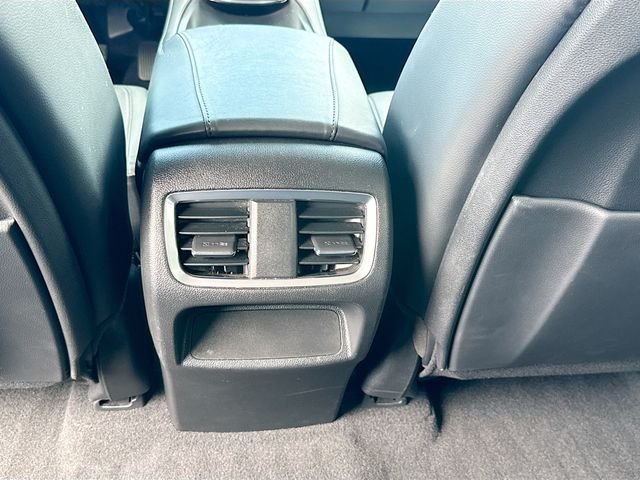 Used 2020  Acura Base image 24