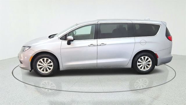 Used 2017 Silver Chrysler Touring image 6