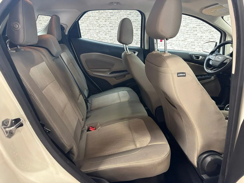Used 2021 White Ford SE image 12