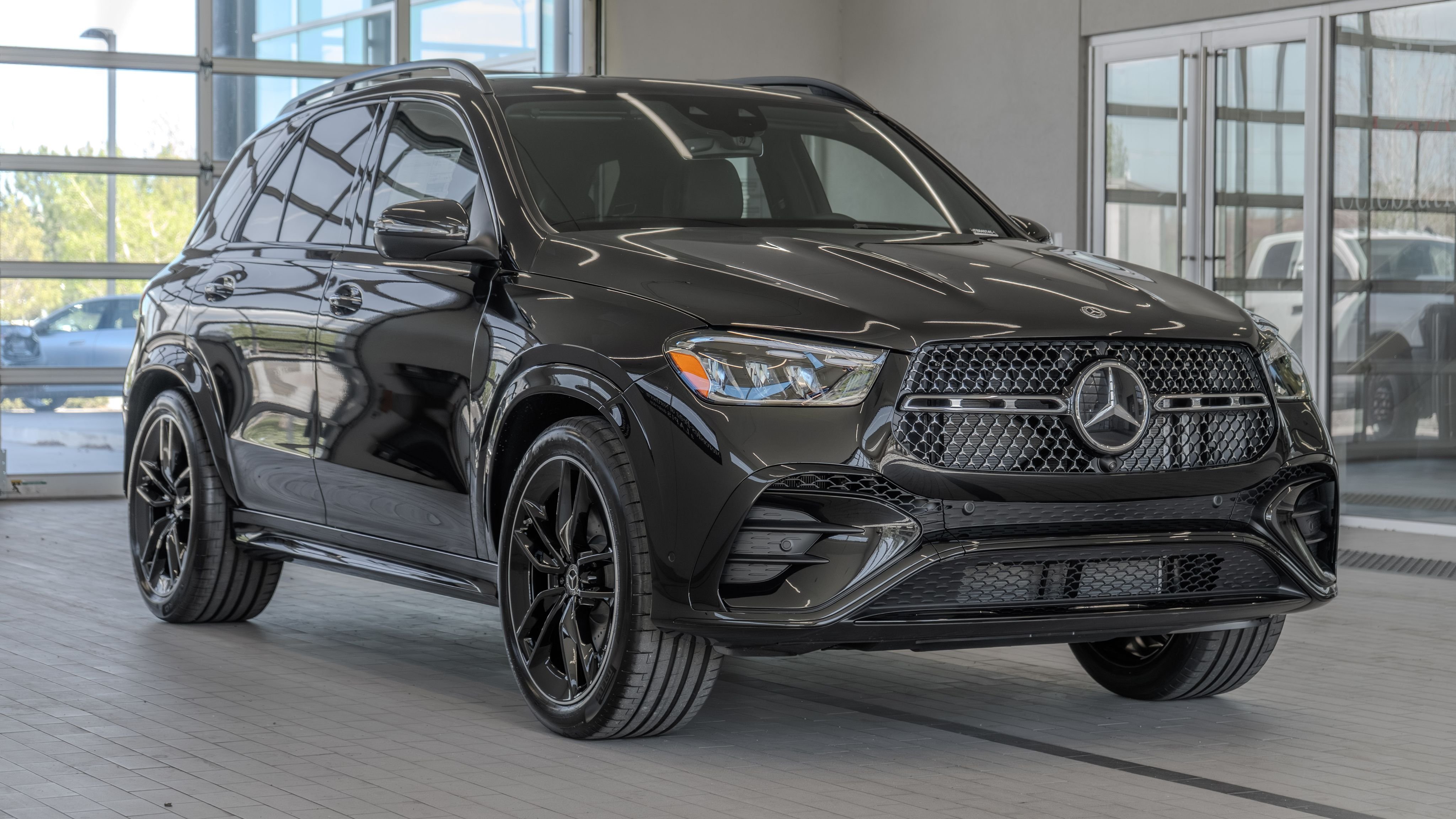 New 2026 Obsidian Black Metallic Mercedes-Benz GLE 580 image 20