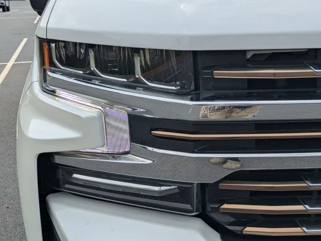 Used 2021 Beige Chevrolet High Country image 12