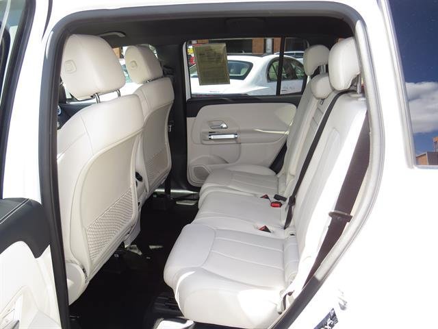 Certified Used 2025 Polar White Mercedes-Benz GLB 250 image 20