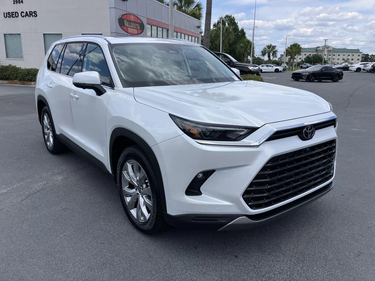 New 2026 Wind Chill Pearl Toyota Hybrid Limited AWD image 7