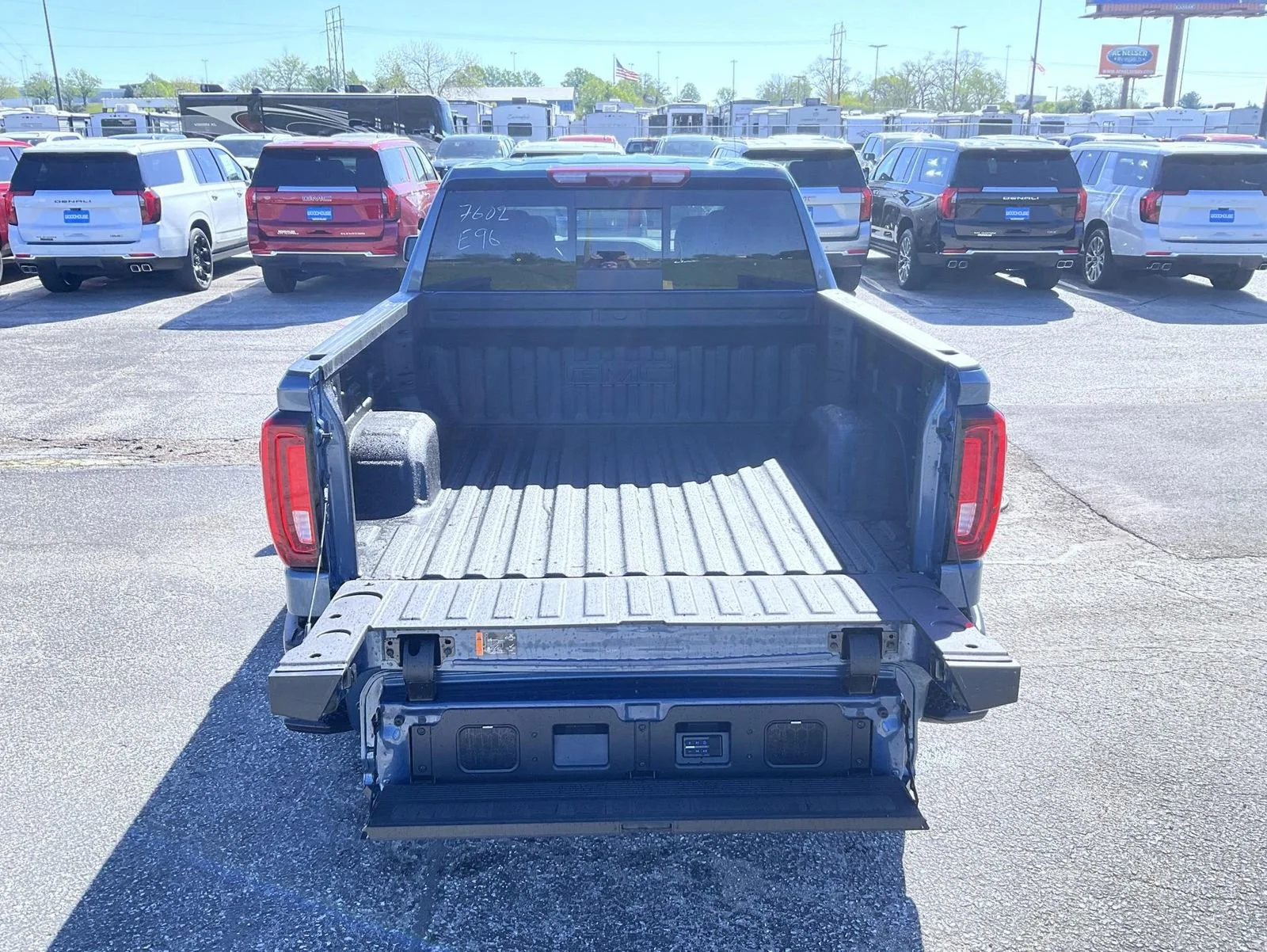 New 2026 DOWNPOUR METALLIC GMC Denali Ultimate image 24