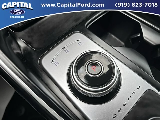 Used 2022 Gray Kia EX image 31