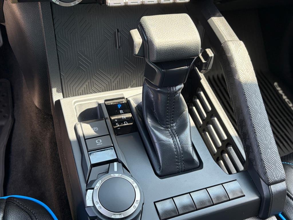 Used 2025 Underground Toyota SR image 16