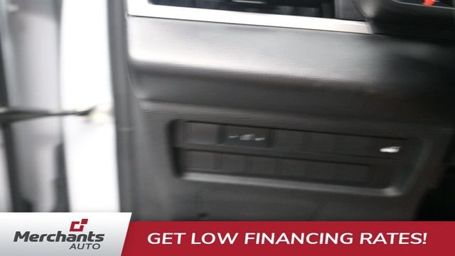 Used 2024 White Mitsubishi SE image 20