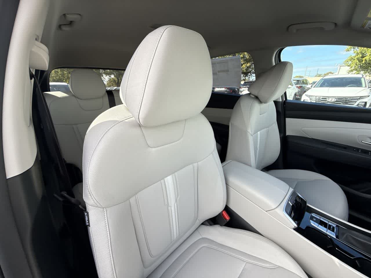 New 2026 Shimmering Silver Hyundai SEL FWD image 27