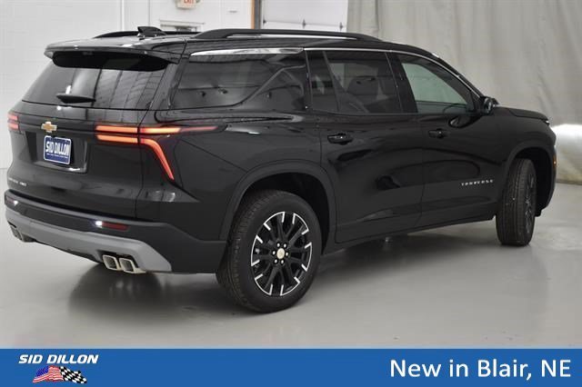 New 2026 Mosaic Black Metallic Chevrolet LT image 14