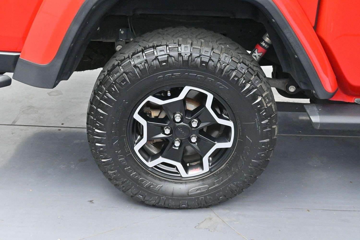 Used 2021 Firecracker Red Clearcoat Jeep Rubicon image 34