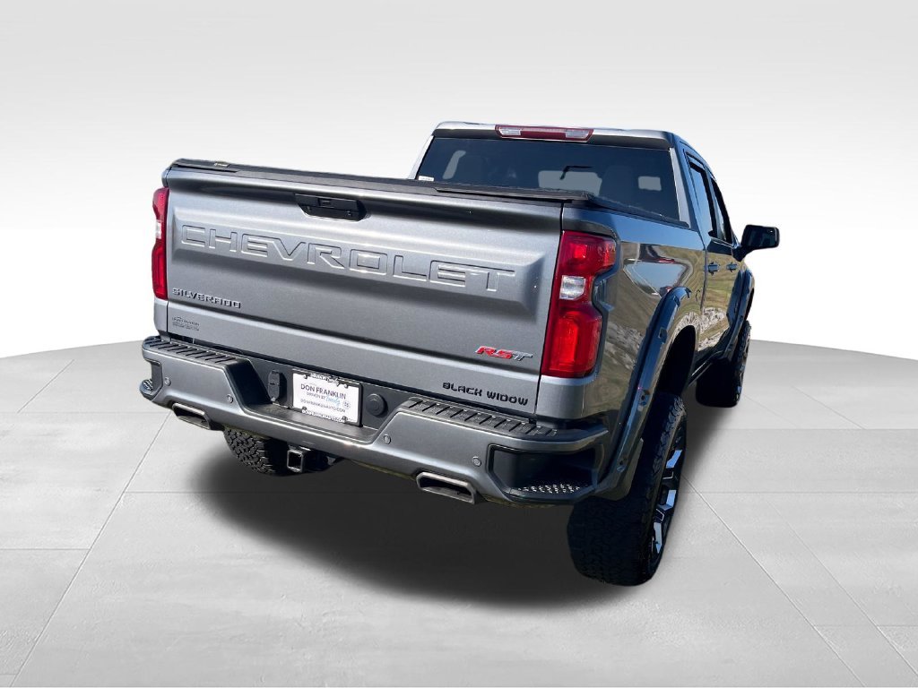 Used 2022 Gray Chevrolet RST image 5
